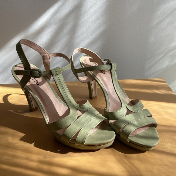 EUC Pale Green Repetto Heels - Picture 1 of 13